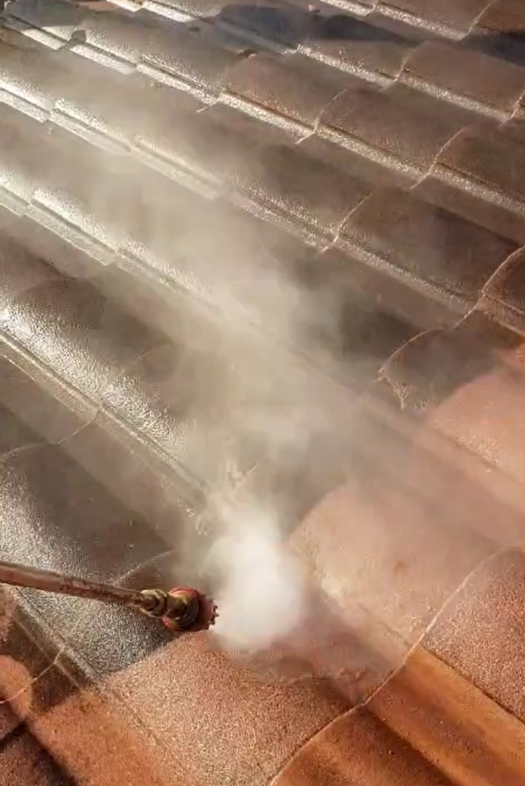 Pressure Cleaning image